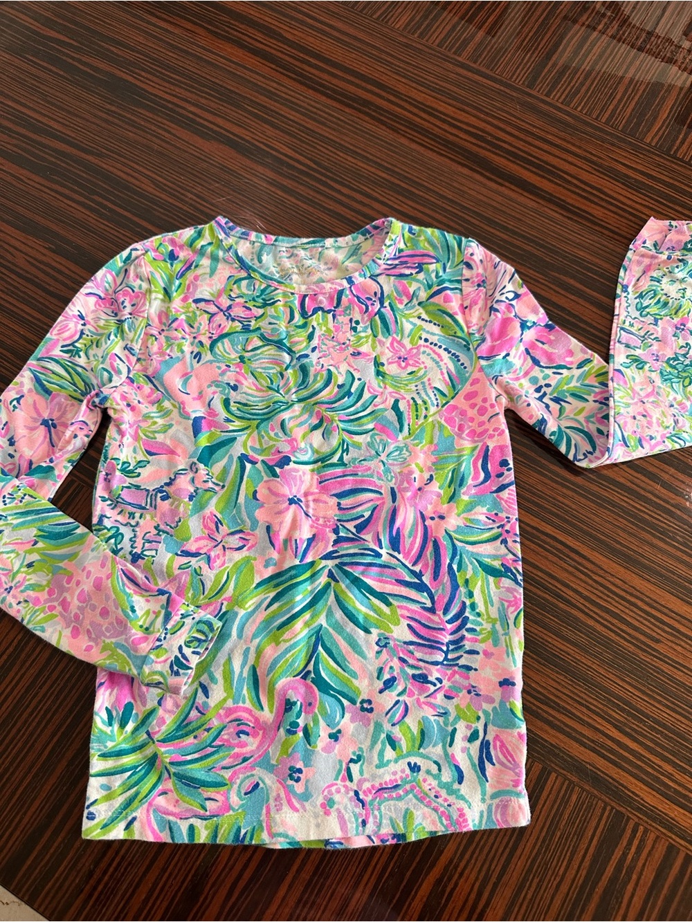 Lilly Pulitzer girls long sleeve T shirt Sz 12 girls size